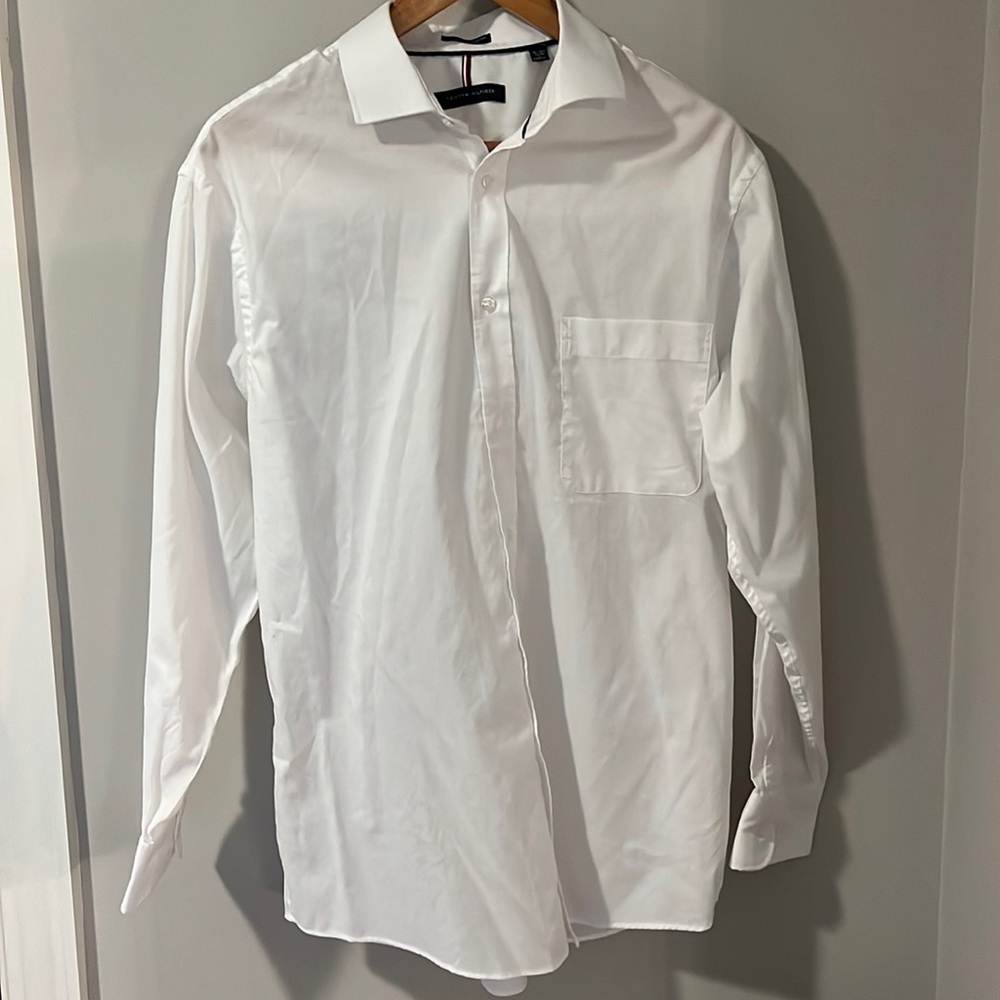Long sleeve shirt, 16–16 1/2, 32/33 sleeve.
